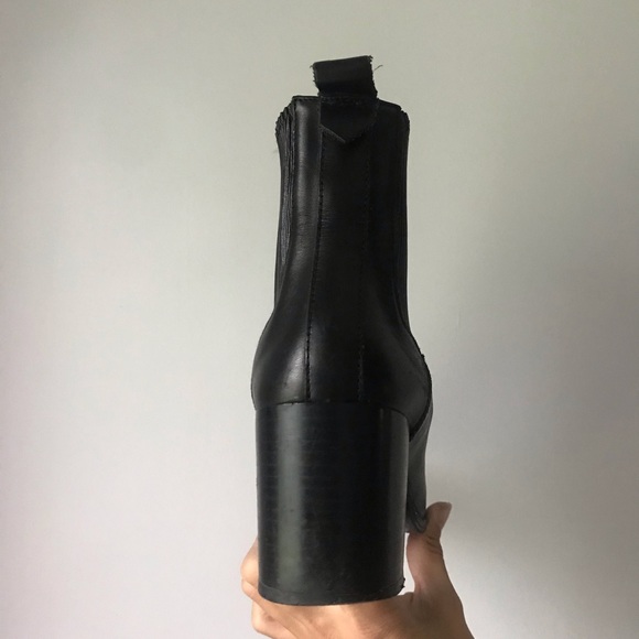 ZARA Block Heel Pointed Toe Leather Ankle Boots - Picture 3 of 16